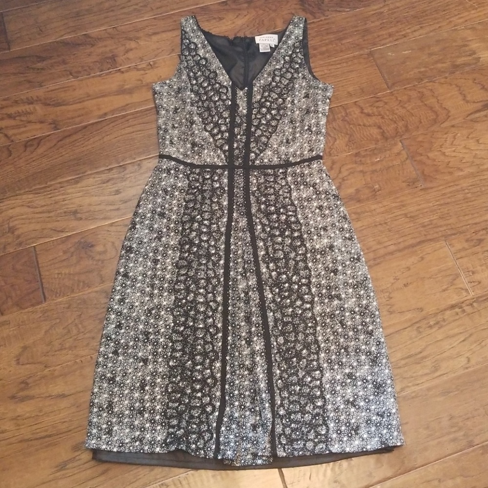 Adrianna Papell Linen - blend dress. Great detail!